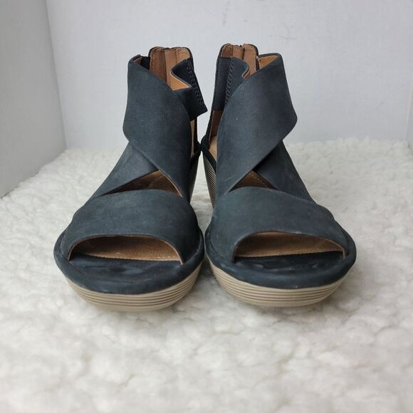 Ted Baker Women's Sandals Size 10 US  40 EUR Large Buckle White Leather Slide - Picture 2 of 8